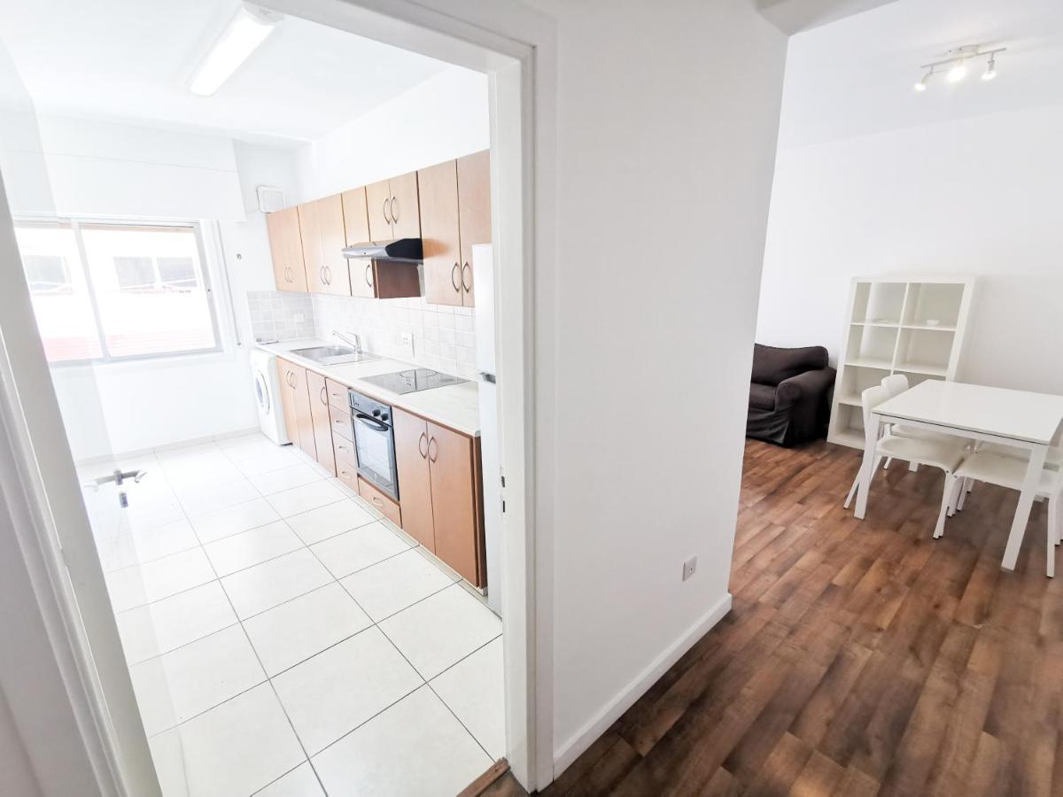Island Time Holiday Apartment Larnaca Ngoại thất bức ảnh